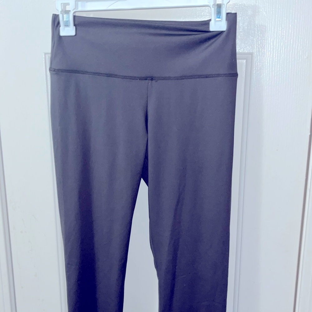 Gray Felina Leggings (Medium)